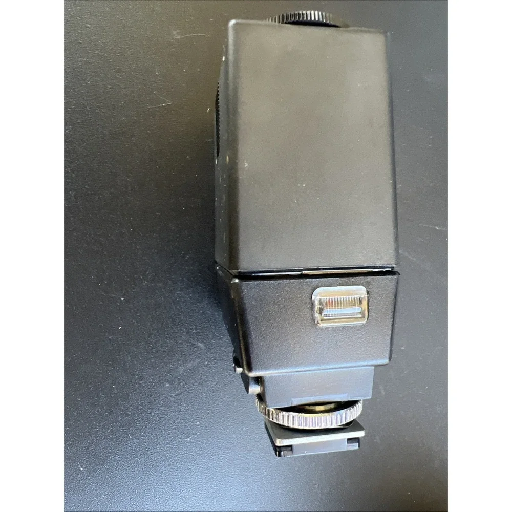 Honeywell Salve Strobonar 109 Compact Flash Unit. Pre-owned